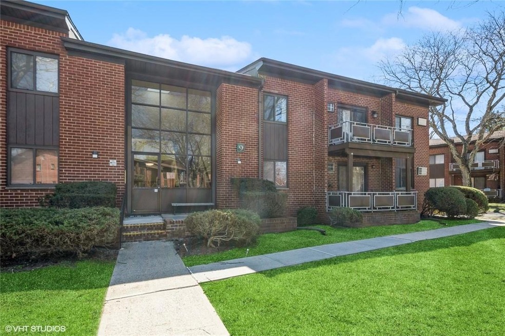 9 Darian Ct unit 1D, Pomona, NY 10970 - photo 1