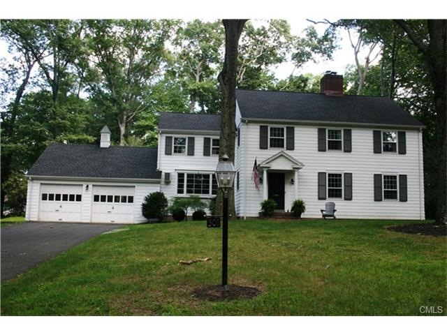 301 Old Oaks Rd, Fairfield, CT 06825 - photo 1