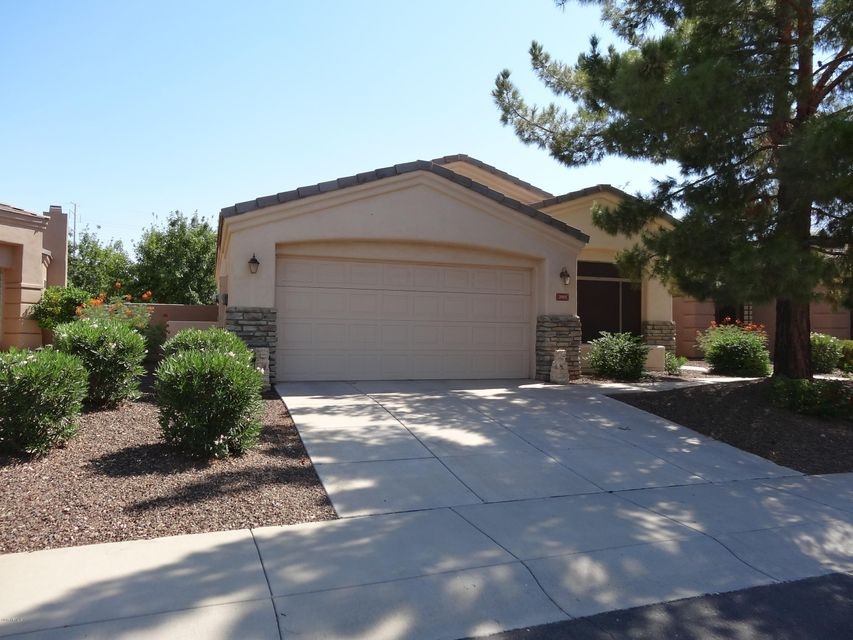 3915 E Carson Rd