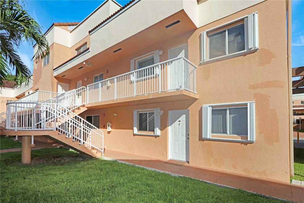 14901 SW 80th St unit 211, Miami, FL 33193 - photo 1