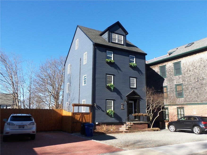 491 Spring St, Newport, RI 02840 - photo 1