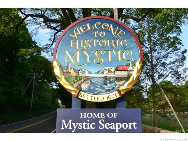 305 Pequot Ave, Mystic, CT 06355 - photo 1