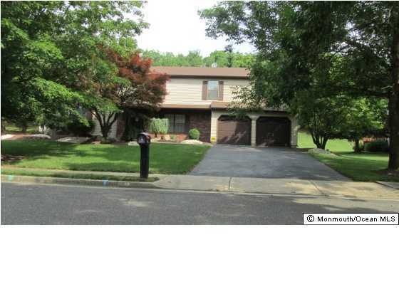 9 Windfall Ln, Marlboro, NJ 07746 - photo 1