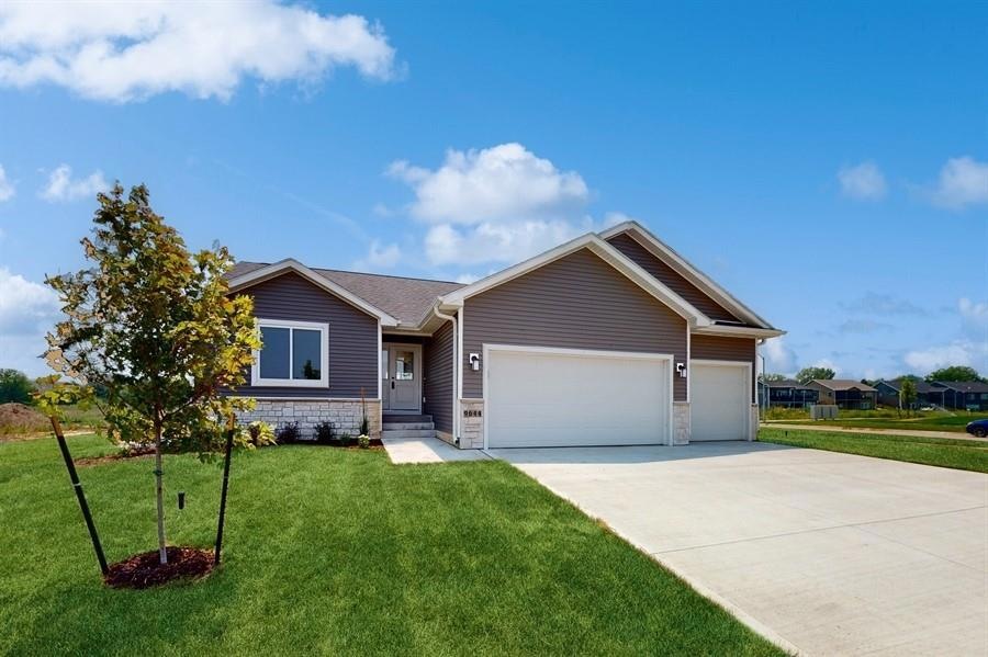 9644 NW 82nd Ave, Johnston, IA 50131 - photo 1
