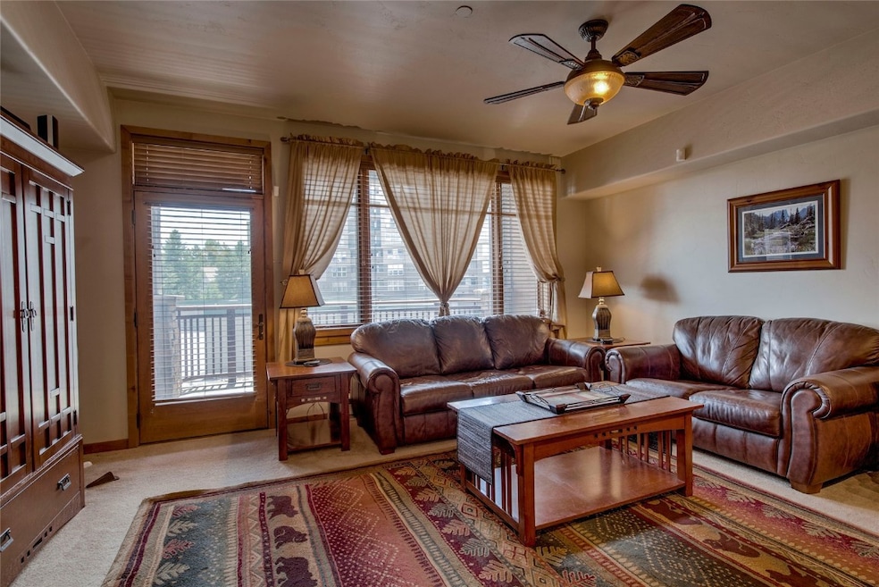 For Sale $915,000