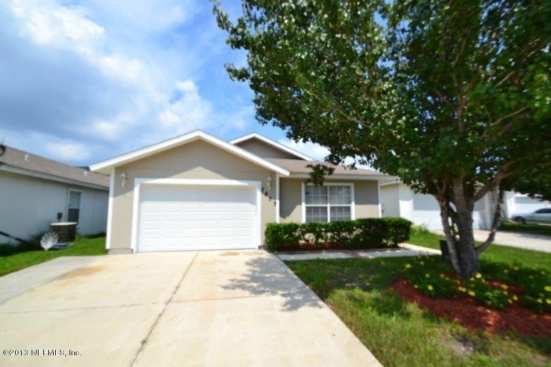 7853 Cherry Field Dr, Jacksonville, FL 32216 - photo 1