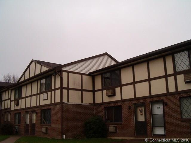 150 Mark Ln unit R4, Waterbury, CT 06704 - photo 1
