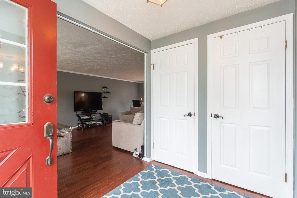 9127 Satyr Hill Rd, Parkville, MD 21234 - photo 1