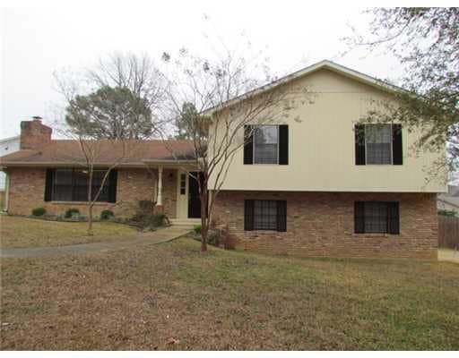 203 Lake Falls Dr, Pineville, LA 71360 - photo 1