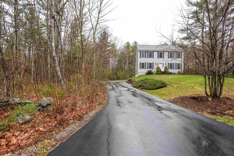 77 Ayers Cove Dr, Barrington, NH 03825 - photo 1