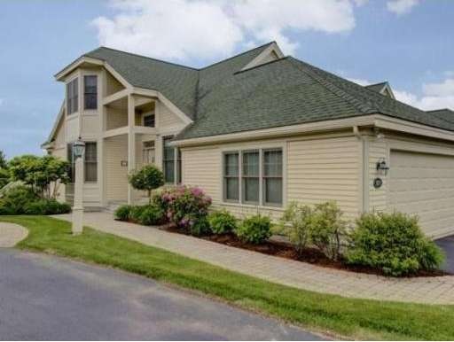 101 Carriage Hill Cir, Southborough, MA 01772 - photo 1