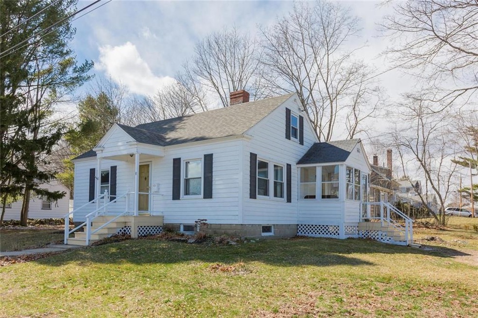 8 Somerset Ave, Old Orchard Beach, ME 04064 - photo 1