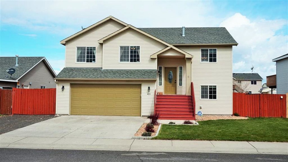 423 E Norma Lee Ave, Medical Lake, WA 99022 - photo 1