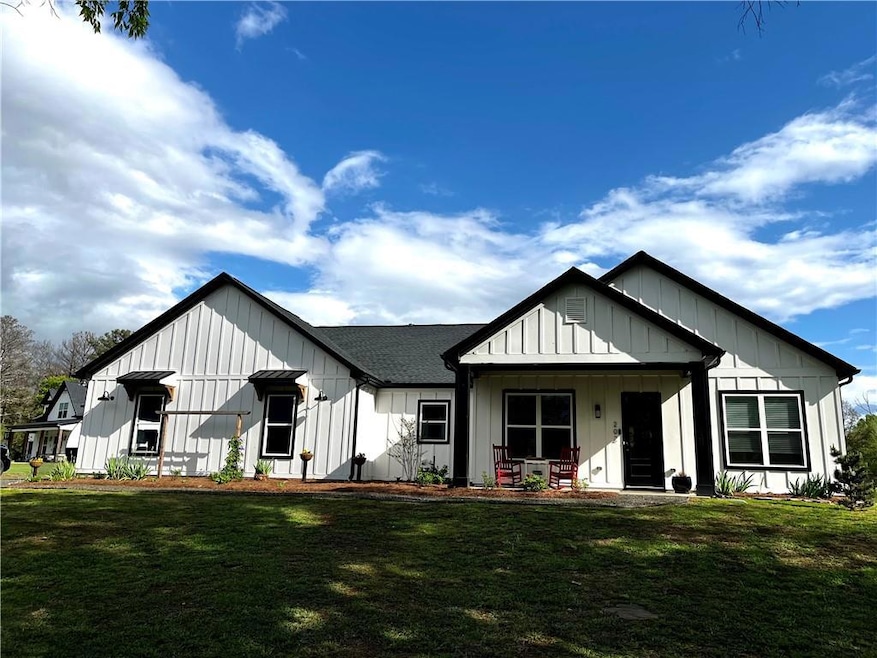 202 Dabbs Bridge Rd, Dallas, GA 30132 - photo 1