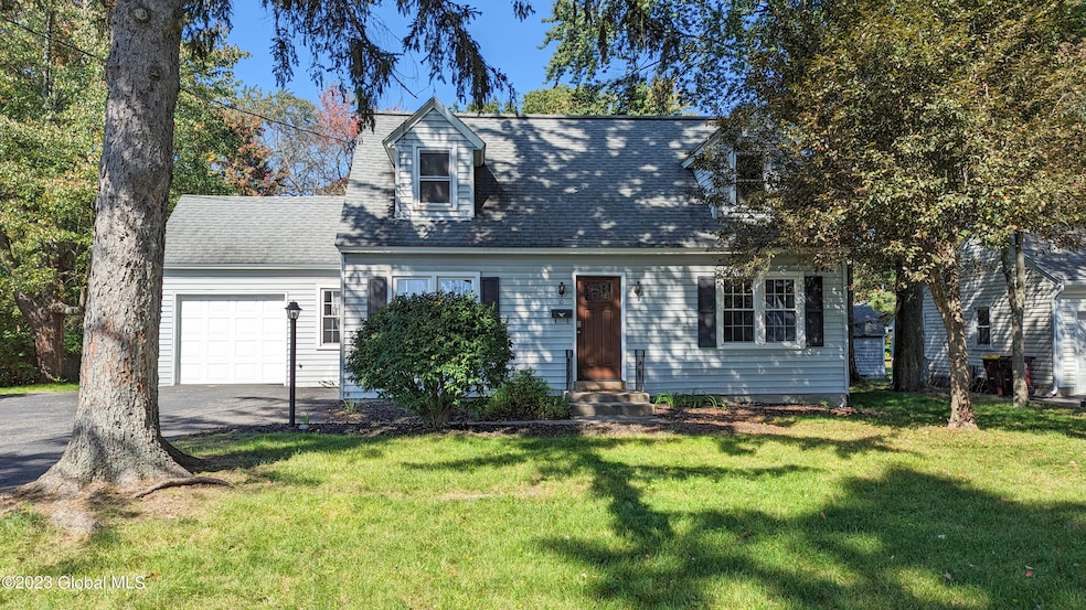 10 Williams Park Rd, Albany, NY 12211 - photo 1