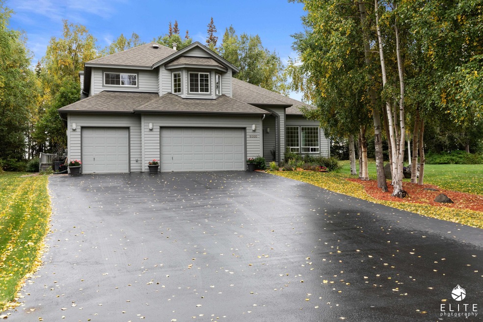9300AutumnRidgeDr(1of46)