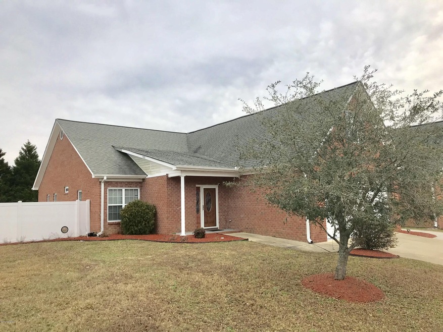 916 Dearborn Ct, Winterville, NC 28590 - photo 1