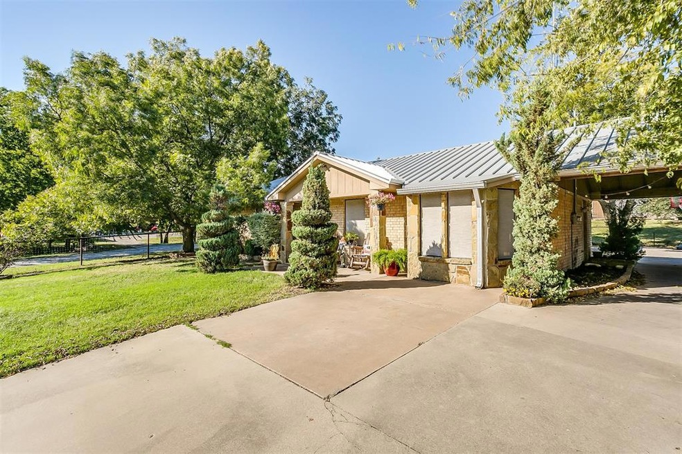 2441 Hawkins Lilly Rd, Weatherford, TX 76085 - photo 1