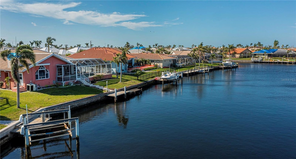 1212 Swan Ct, Punta Gorda, FL 33950 - photo 1