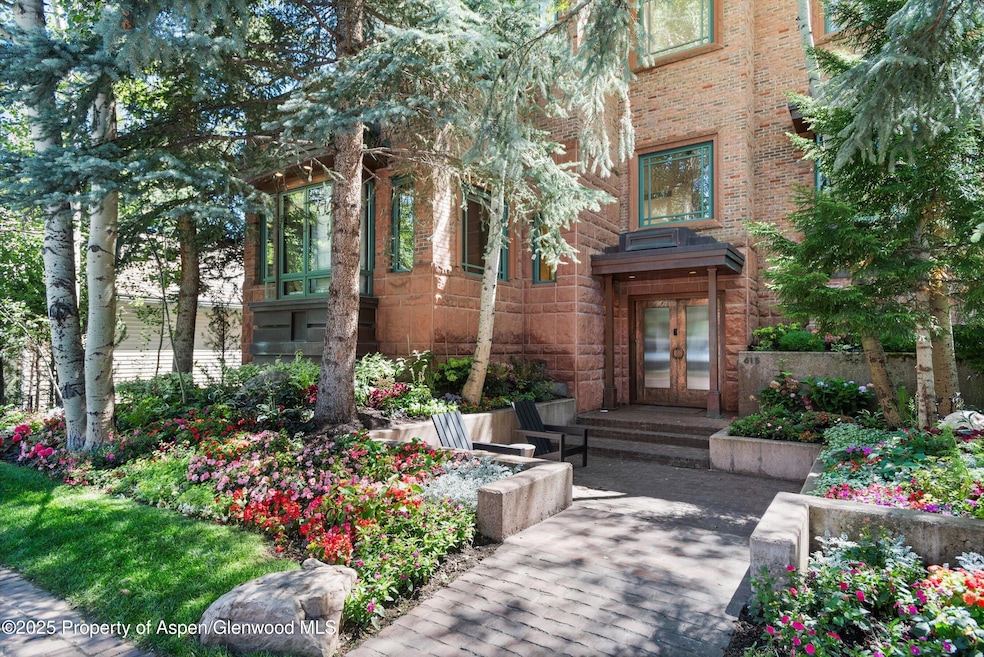 615 E Hopkins Ave, Aspen, CO 81611 - photo 1