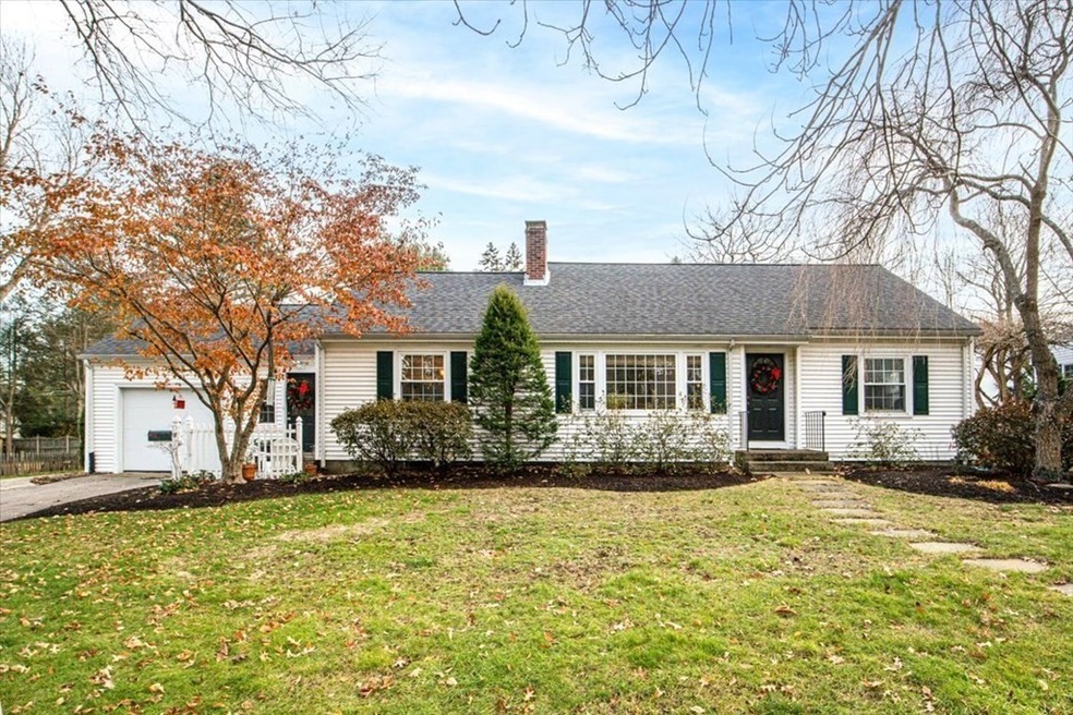 17 Pilgrim Way, East Walpole, MA 02032 - photo 1