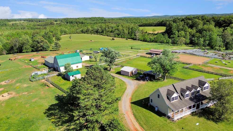 Sold $1,275,000 • Co-Listing Agent