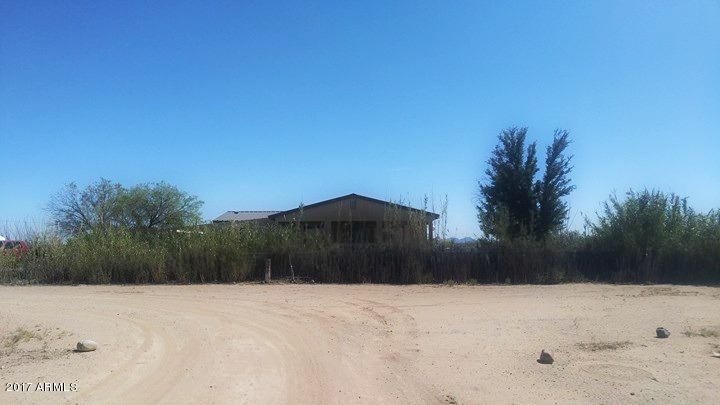 Quaint home on 8.5 acres!