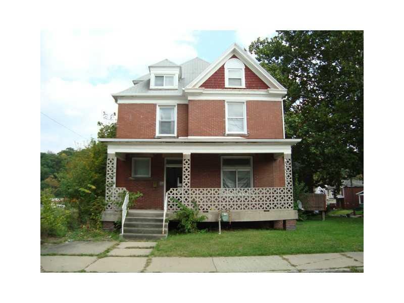 250 Main St, New Kensington, PA 15068 - photo 1