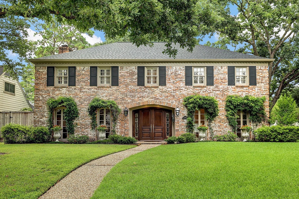 13302 Kingsride Ln, Houston, TX 77079 - photo 1