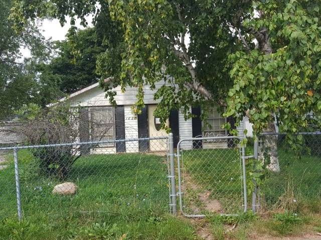 1822 Jethro Ave, Zion, IL 60099 - photo 1