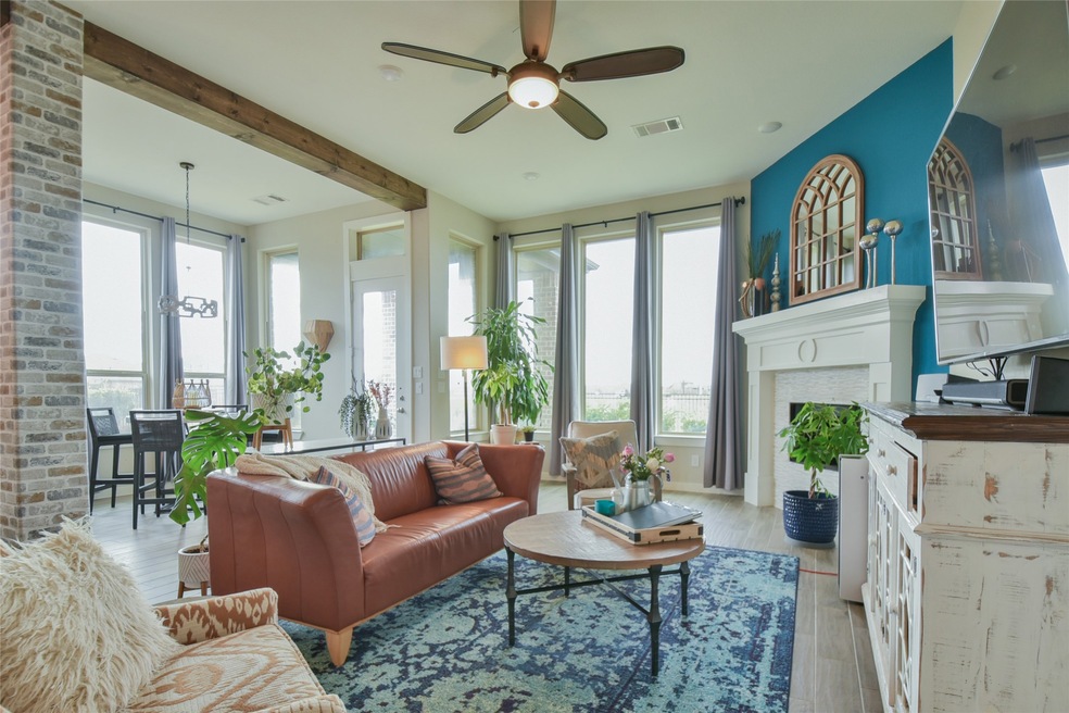 2027 Clyde Falls Dr, Richmond, TX 77469 - photo 1