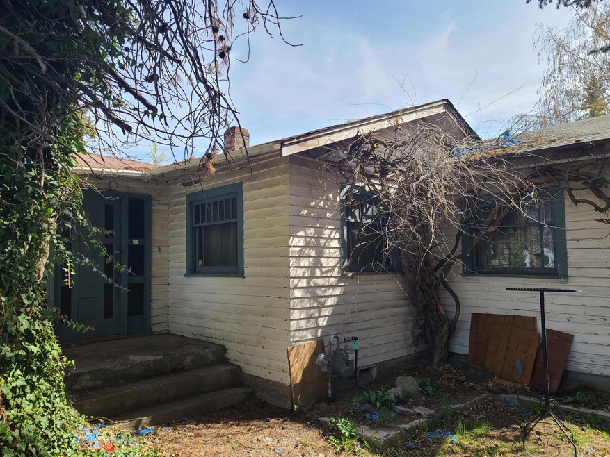 4415 Altamont Dr, Klamath Falls, OR 97603 - photo 1