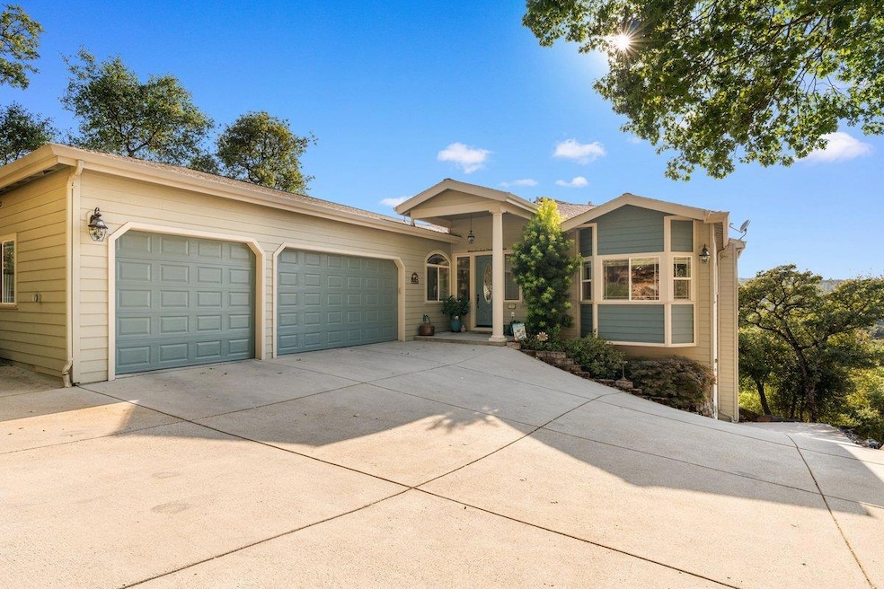 For Sale $825,000