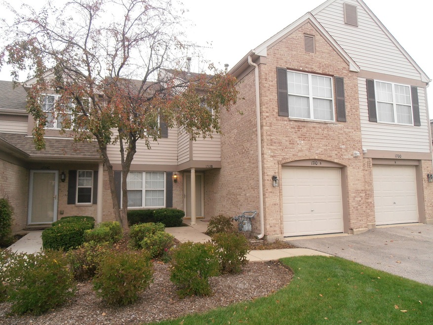 1710 Autumn Ave unit B, Schaumburg, IL 60193 - photo 1