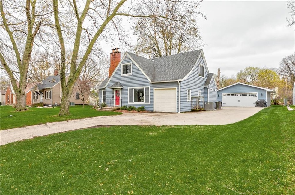 3832 41st St, Des Moines, IA 50310 - photo 1