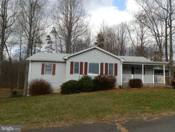 18101 Lee Hwy, Amissville, VA 20106 - photo 1