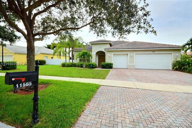 11585 Hibbs Grove Dr, Cooper City, FL 33330 - photo 1