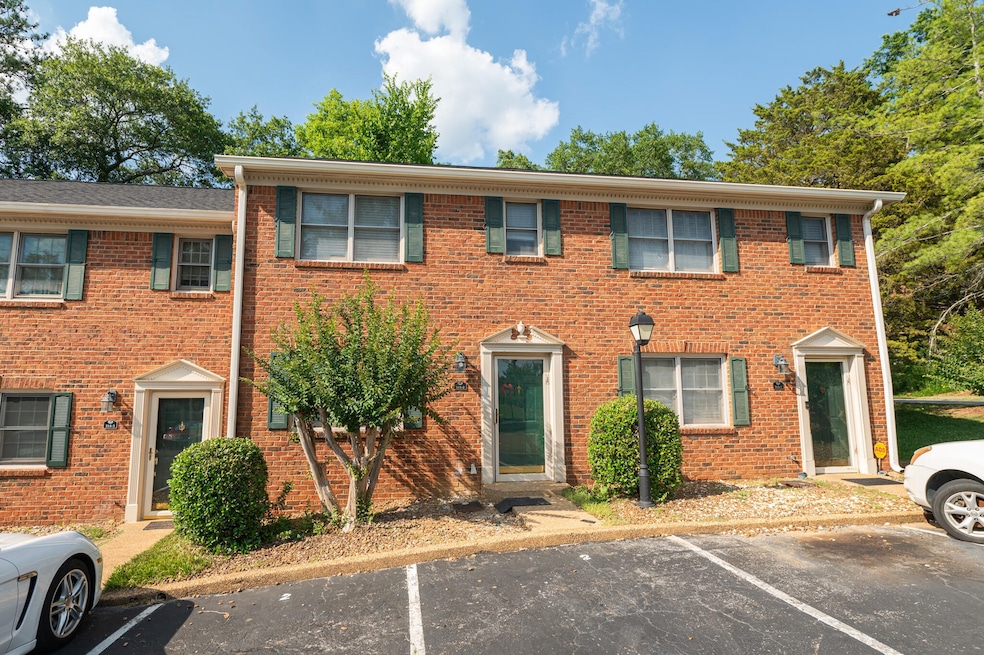 315 McBrien Rd unit 2, Chattanooga, TN 37411 - photo 1