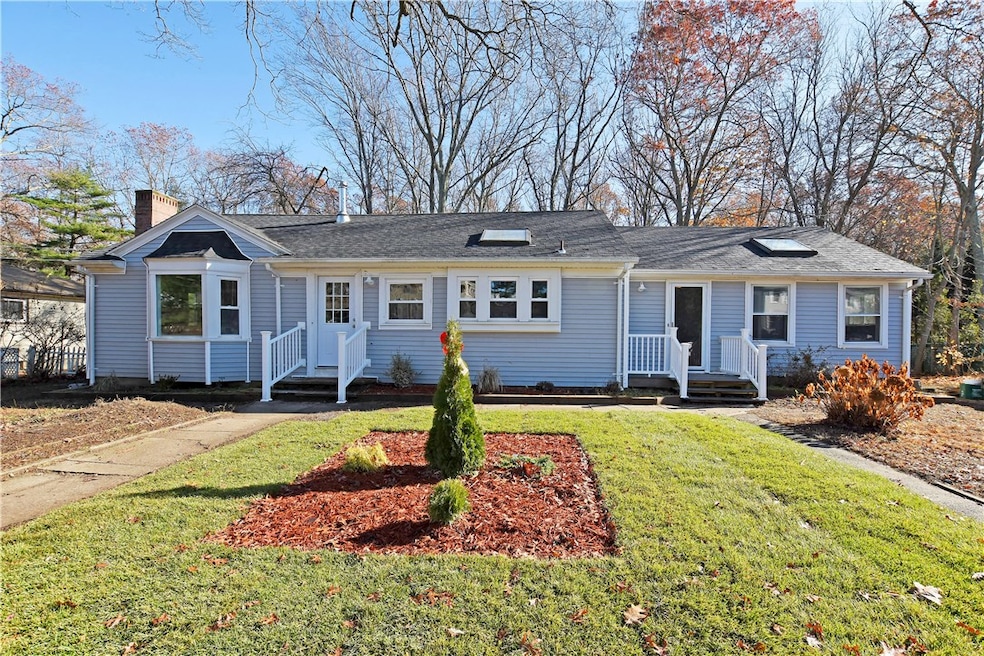 16 Steere Rd, Greenville, RI 02828 - photo 1