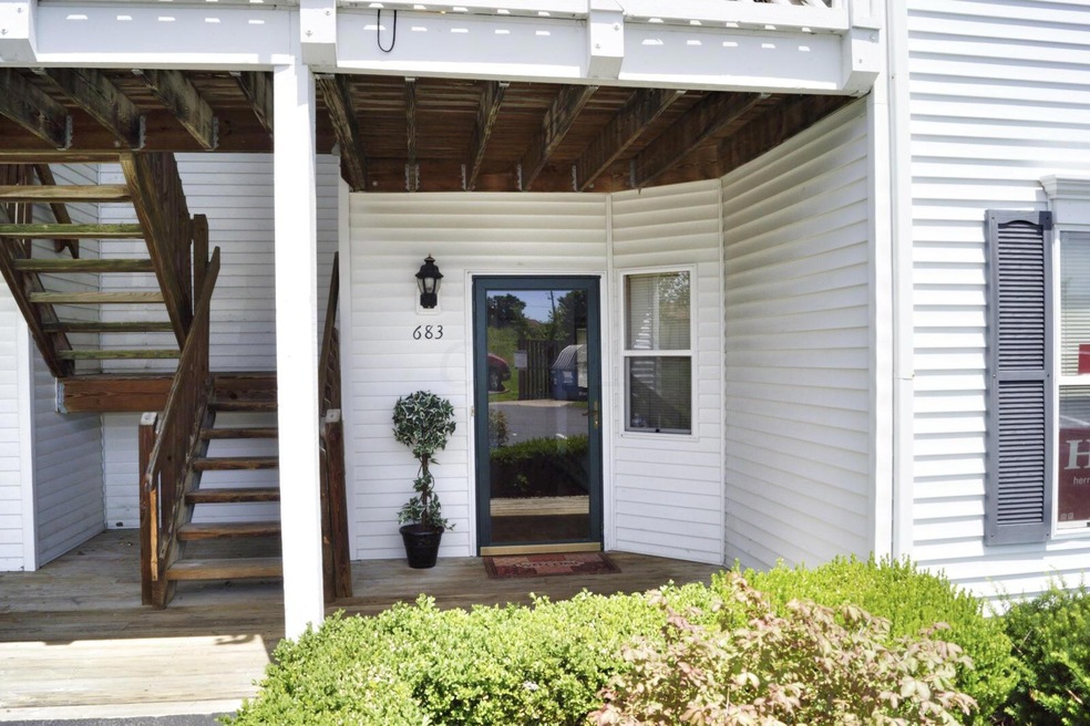 683 Milcrest Dr unit 683, Marysville, OH 43040 - photo 1