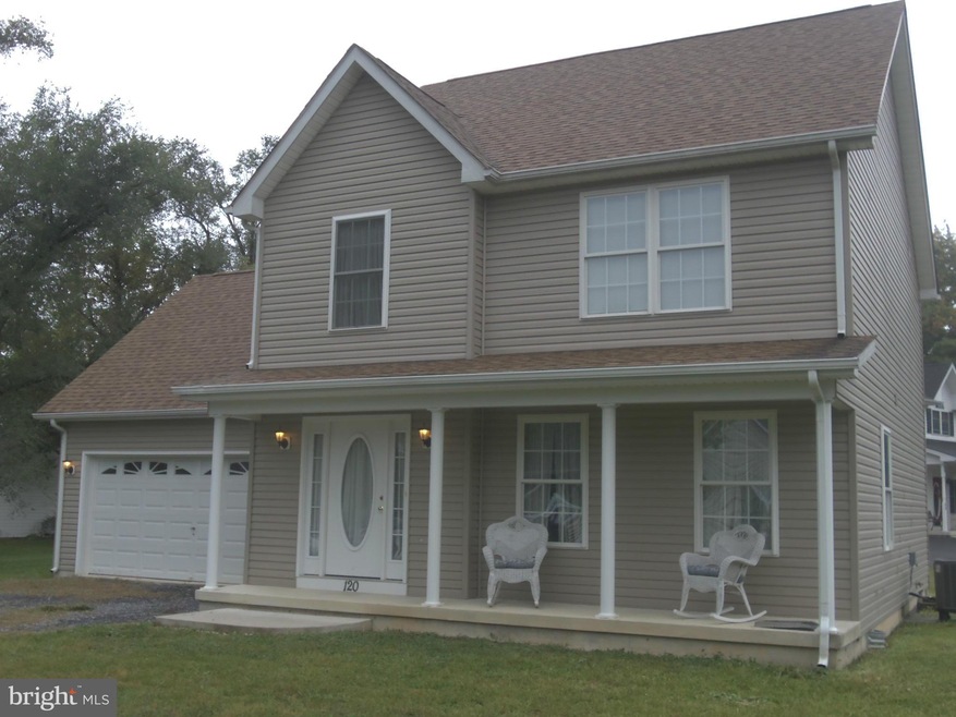 120 Monument Ln, Bunker Hill, WV 25413 - photo 1