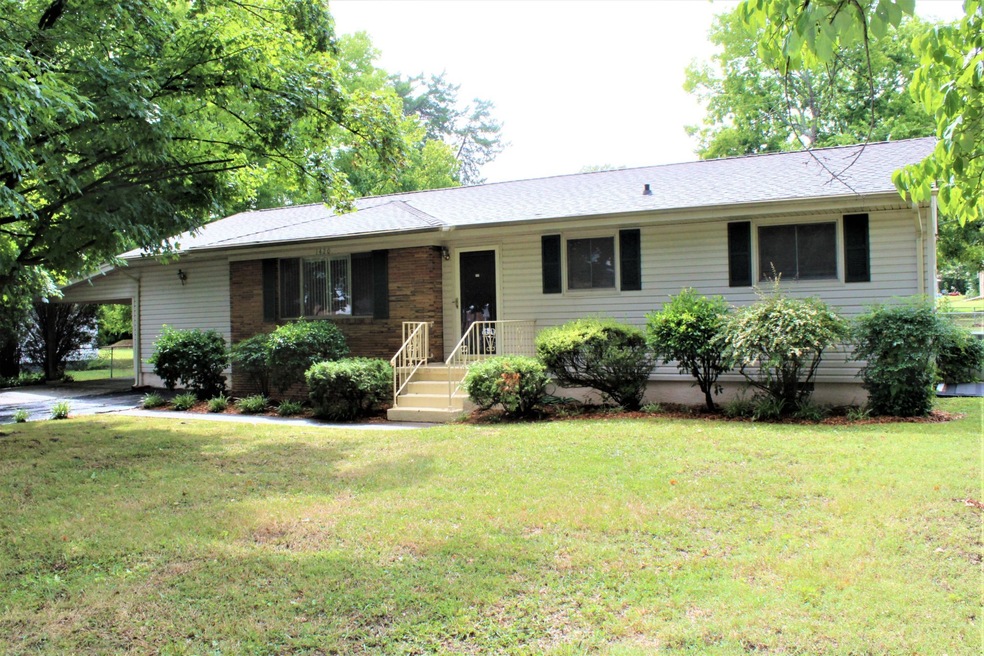 1420 Cloverdale Cir, Hixson, TN 37343 - photo 1