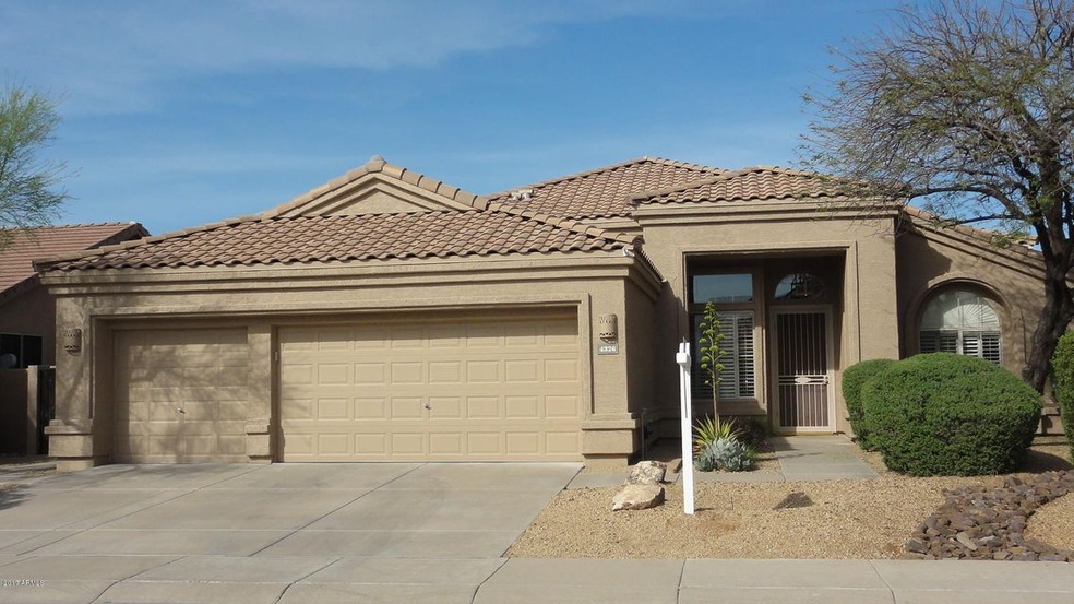 4326 E Swilling