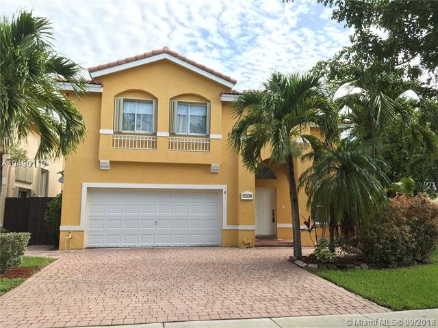 11039 NW 44th Terrace, Doral, FL 33178 - photo 1