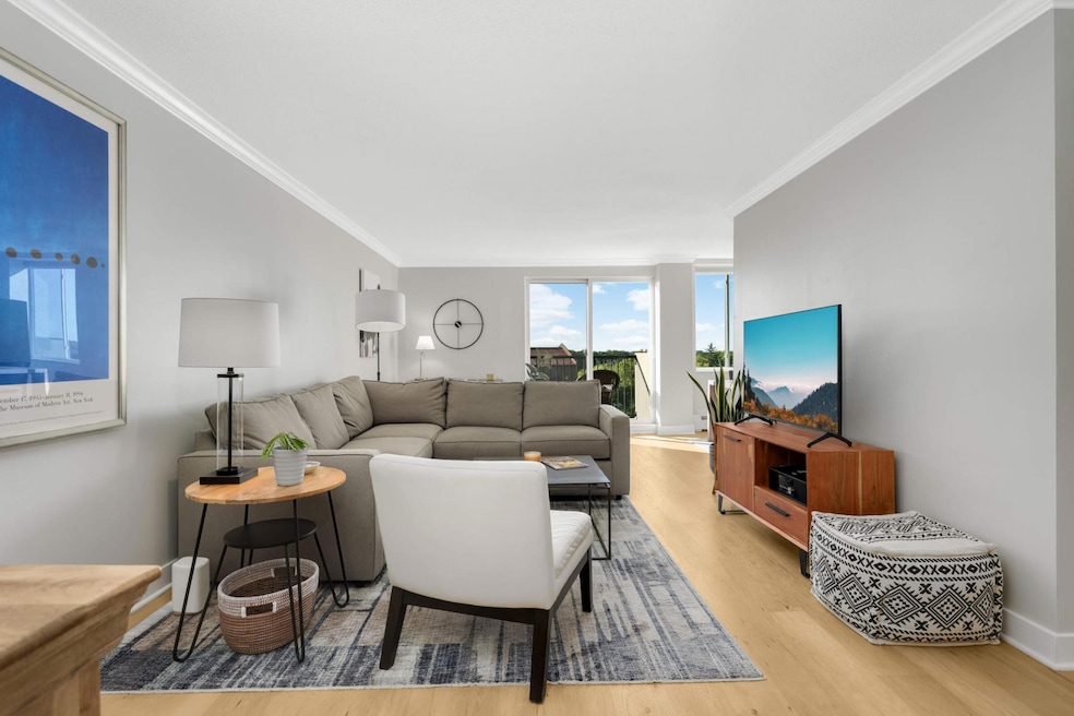 2800 W 44th St unit 609, Minneapolis, MN 55410 - photo 1