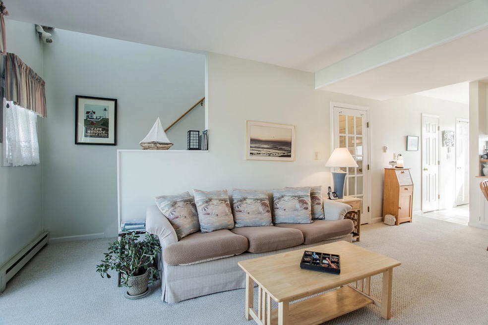 30 Broadway unit 7, York, ME 03909 - photo 1