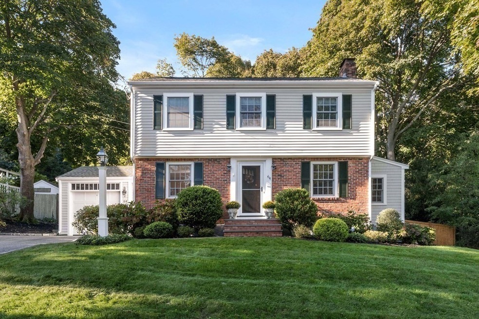 64 Governor Long Rd, Hingham, MA 02043 - photo 1