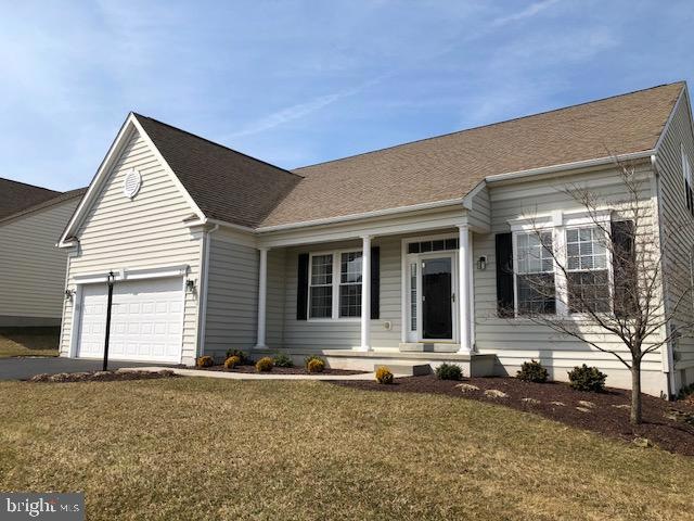 211 Cog Hill Dr, Honey Brook, PA 19344 - photo 1