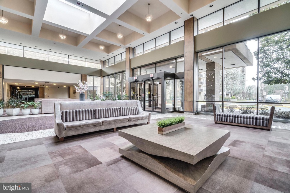 Skyline House unit 1208 W, Baileys Crossroads, VA 22041 - photo 1