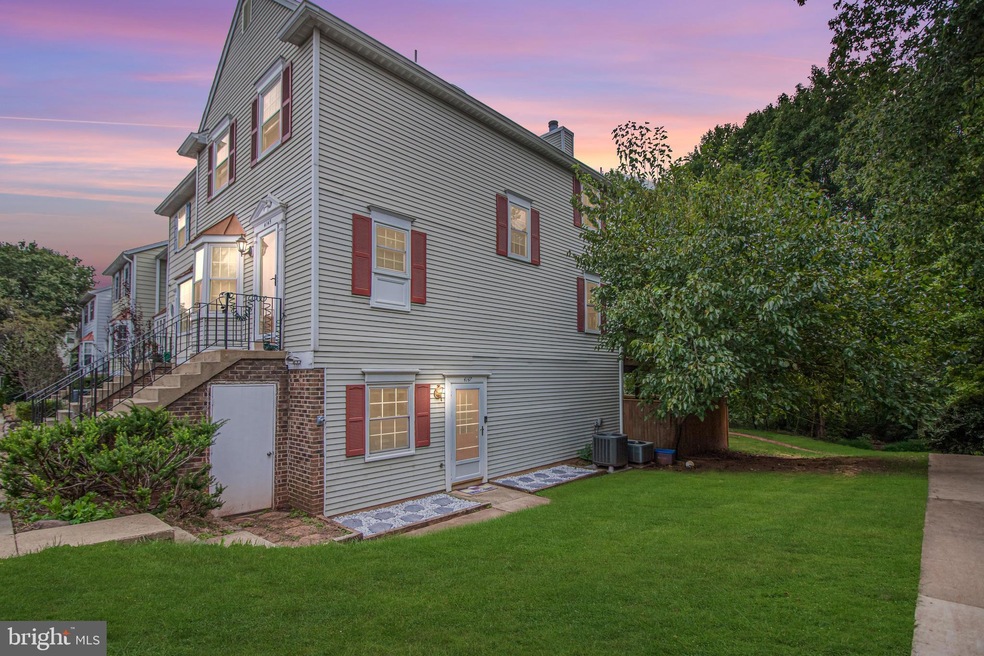 4147 Pleasant Meadow Ct unit 94C, Chantilly, VA 20151 - photo 1